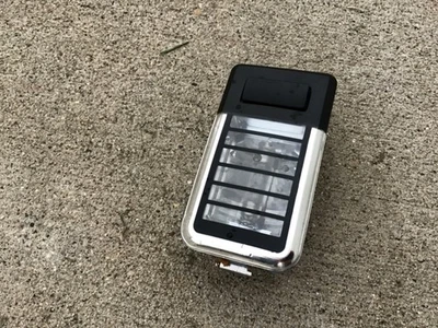 2003-2006 BMW X5 Passenger RH Rear Interior Dome Overhead Roof Light FREE SHIP! - Image 1 of 2