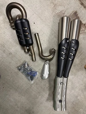 Escape completo Triumph Street Scrambler 900 OEM Foto 1 de 4