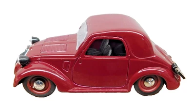 Brumm Die Cast Fiat R22 Topolino 1936- 1948 Coupe 1:43 Scale Model in Case - Image 1 of 4