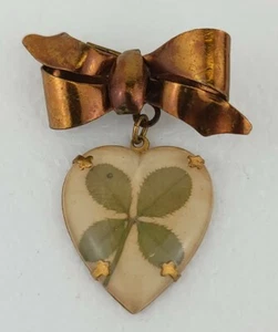 Vintage HTF Bow Dangle 4 Leaf Clover Pin Gold Toned Green Shamrock 40s-50s Era - Picture 1 of 8