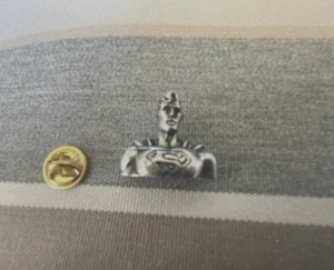 1 PIN DE CORBATA DE PELTRE Super Man. - Imagen 1 de 1