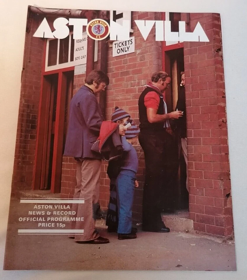 PROGRAMME - First Division Aston Villa Vs Middlesbrough Tues 5th April 1977 - Image 1 of 2