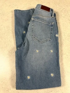 Hollister Damengröße 00 blau ultrahoher Bund Gänseblümchen helle Waschung Mom Jeans neu mit Etikett - Bild 1 von 8