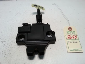 Subaru Legacy 2014 actuador de bloqueo de maletero fabricante de equipos originales #8644 - Imagen 1 de 4