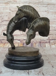 Drei Zebraköpfe Bronze Büste Skulptur Statue afrikanische Tierwelt Dekor 12" x 9" - Bild 1 von 10