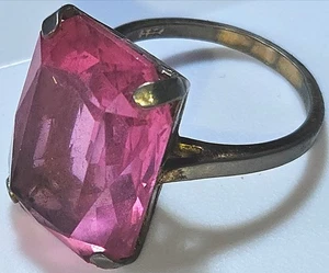 Vintage 1930s–50s Pink Paste Emerald-Cut Cocktail Ring Silver-Tone Crown Sz 7 - Picture 1 of 24