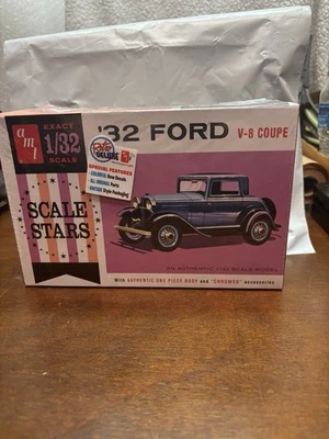 AMT Scale Stars 1932 '32 Ford V-8 Coupe 1/32 Scale Model Kit AMT1181/12  - Image 1 of 4