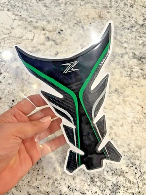 3D Gel Carbon Fiber Fuel Tank Pad Protector For Kawasaki Motorcycles Z Ninja - Image 1 of 2