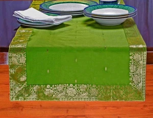 Forest Green - handgefertigter Tischläufer (Indien) - Bild 1 von 2