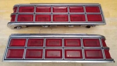 Luces traseras Pontiac Bonneville 1981-1986 (par) Foto 1 de 4