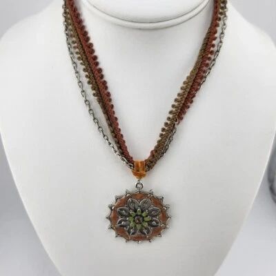 Collar colgante en capas de triple hilo J. Jill Foto 1 de 4