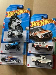 HOT WHEELS TREASURE HUNT - LOT 5 - Cherokee, Land Cruiser, BMW nineT, Ducatti, ModR - Bild 1 von 7