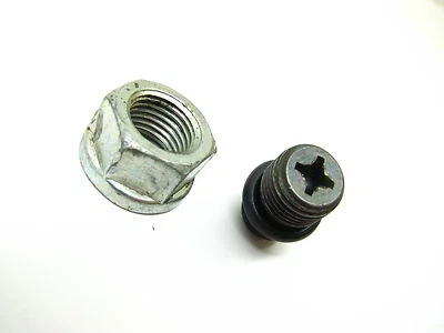 1980 YAMAHA 80 MX100 MX 100 MX100G - CLUTCH SPECIAL SHAPED SCREW AND NUT - Image 1 of 3
