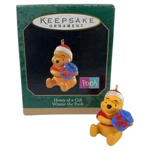 Miniature Hallmark Keepsake Ornament Honey of a Gift Disney Winnie the Pooh 1997 - Picture 1 of 4