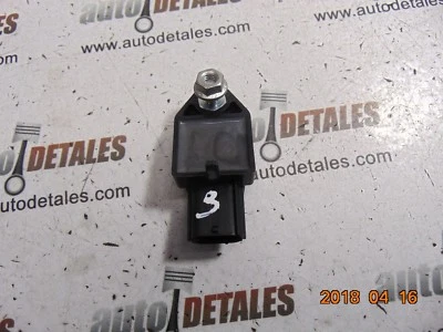 Sensor Toyota Corolla Verso SRS 89831-05010 usado 2005 - Imagen 1 de 4