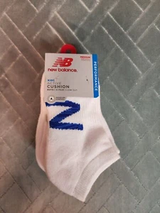 New Balance Kid's Active Cushion  Boy's 8 Pair Low Cut Socks Shoe Size 8.5-2 - Picture 1 of 3