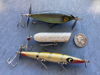 LOTE DE COLECCIÓN 3 SEÑUELOS DE PESCA MADERA TOPWATER SMITHWICK DEVILS SUPERFICIE DE CABALLO CRANKBAITS Foto 1 de 4