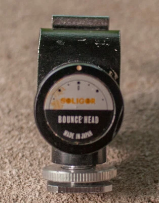 Soligor Bounce Head Film Camera Flash Bracket Attachment Rare Made in Japan Vtg - Image 1 of 4