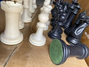 Competition Tournament Staunton Chess Piece Set Ivory/ White Black Plastic - Picture 1 of 6