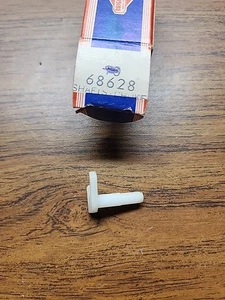 Eine Briggs & Stratton 68628 Chokewelle weiß Kunststoff 90902 92501 92502 NOS - Bild 1 von 2