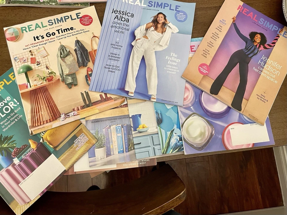 REAL  SIMPLE MAGAZINE LOT 7 - Image 1 of 1