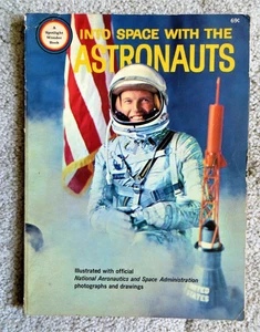 Into Space With The Astronauts Wonder Books 1965 - Picture 1 of 7
