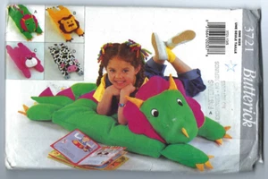 Nuevas Fundas de Almohada Butterick 3721 Aminal Patrón León Dinosaurio Vaca Oso Sin Cortar FF - Imagen 1 de 2