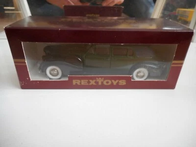 Rextoys Cadillac V16 Coupe de Ville Ouvert 1938-1940 in grün auf 1:43 in Box - Bild 1 von 2