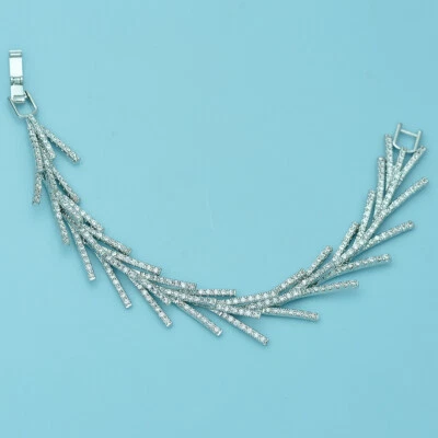 Brazalete de diamantes de circón de latón moda simple banquete nupcial joyería chapada en oro Foto 1 de 4