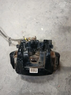 Pinza de freno delantera derecha Ford Fusion 2017-2019 2,7 L V6 Foto 1 de 4