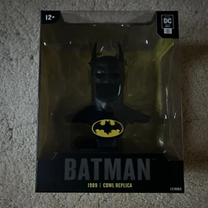 DC Batman 1989 Cowl Replica McFarlane 6.75” Direct Keaton 1:3 Scale In Hand - Picture 1 of 6