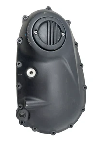 COPERCHIO CARTER FRIZIONE CON LIEVI GRAFFI TRIUMPH STREET TWIN T1267778 - Foto 1 di 10