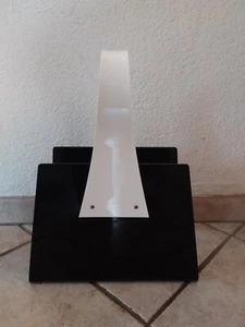 Moderner Zeitungsständer Modell Handtasche - Bild 1 von 3