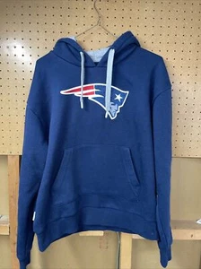 New England Patriots NFL Antigua Women's Hooded Sweatshirt Size Medium - Picture 1 of 4