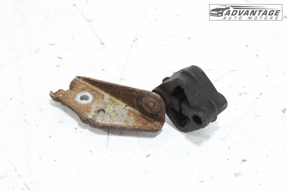 2015-2016 BMW M235I XDRIVE TRASEIRO ESQUERDO SILENCIADOR TUBO CABIDE COM SUPORTE FABRICANTE DE EQUIPAMENTO ORIGINAL - Imagem 1 de 4