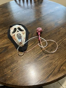 Scream Movie Geist Gesicht blutende Maske mit Herz Blutpumpe Halloween Horror - Bild 1 von 5