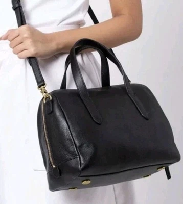 🔥$250 Bolso Bandolera Bolso de Mano Fossil Sydney Doctor Negro Cuero Premium Foto 1 de 4