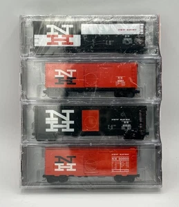 Micro Trains  N Scale McGinnis New Image Paint Schemes New Haven  Boxcar. - Picture 1 of 4