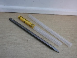DeWalt DT6940 19mm HEX x 400mm Pointed Demolition Breaker Chisel - Picture 1 of 5