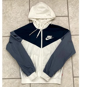 Nike Windbreaker Damen Trainingsmantel mit Kapuze und Reißverschluss Medium Vintage Retro - Bild 1 von 8
