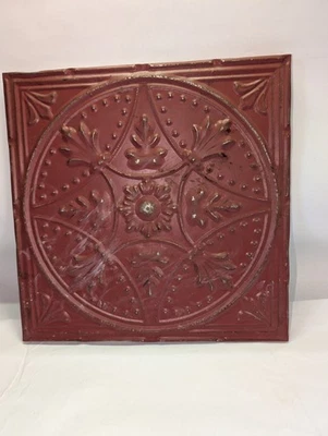   Azulejo de techo de hojalata, panel de pared en relieve 14x14x1 Foto 1 de 4