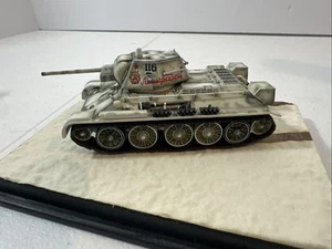 Dragon Armor 60166 T-34/76 Mod.1942 30th Guards Tank Brigade Leningrad 1944 1/72 - Picture 1 of 12