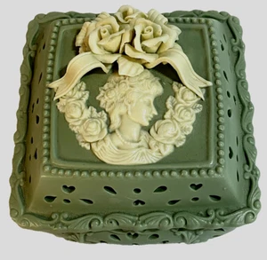 VTG JTS Jasperware Green & White Cameo Footed Potpourri Box 5.5"x5.5" - Picture 1 of 12