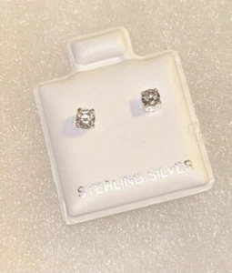Sterling Silver 925 VVS Swarovski Crystal Stud Earrings $60 MSRP New! - Picture 1 of 1
