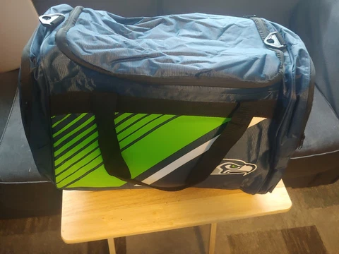 Seattle Seahawks Duffle Bag Gym Swimming Carry On Travel Luggage Tote NEW Cover