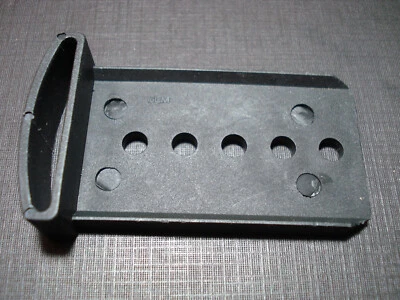 1件装NORS挡风玻璃支撑夹1982-1993年别克凯迪拉克雪佛兰Oldsmobile — 第 1/4 张图片