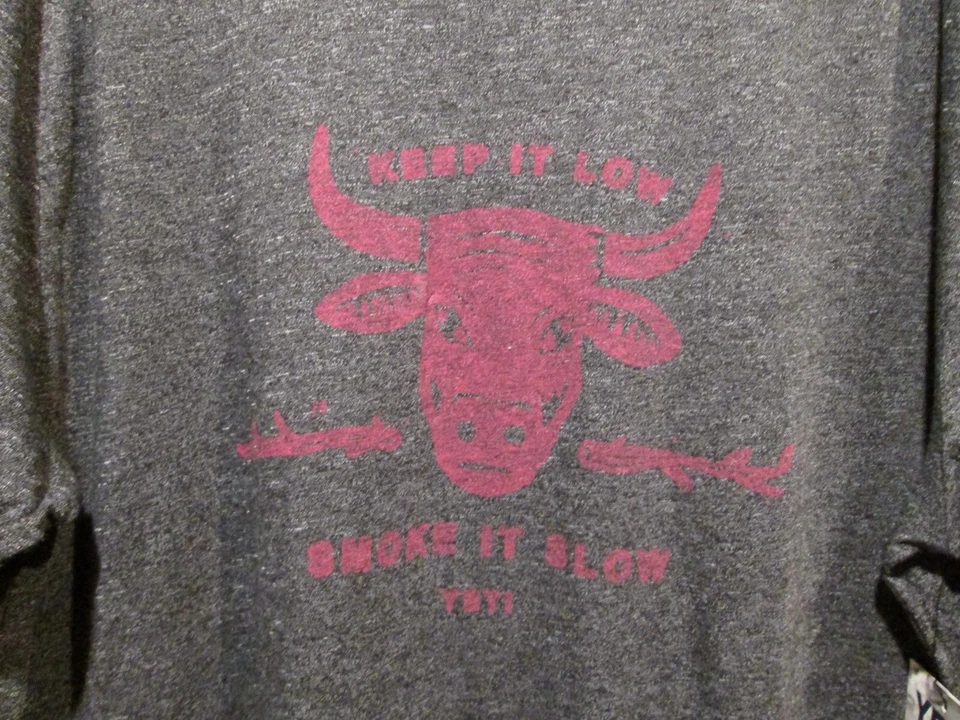 YETI COOLERS MEN'S LARGE SHORT SLEEVE CHARCOAL LOW & SLOW T-SHIRT NEW- Ship