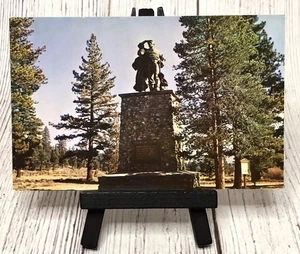 Cartolina Donner Lake CA California Donner Il Monumento dei Pionieri - Foto 1 di 4