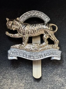 Royal Leicestershire Regiment British Army Staybright, Anodised, Cap Badge. - Picture 1 of 2