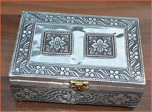 Caja de joyería de metal blanco de madera, caja decorativa, caja multiusos de la India - Imagen 1 de 8